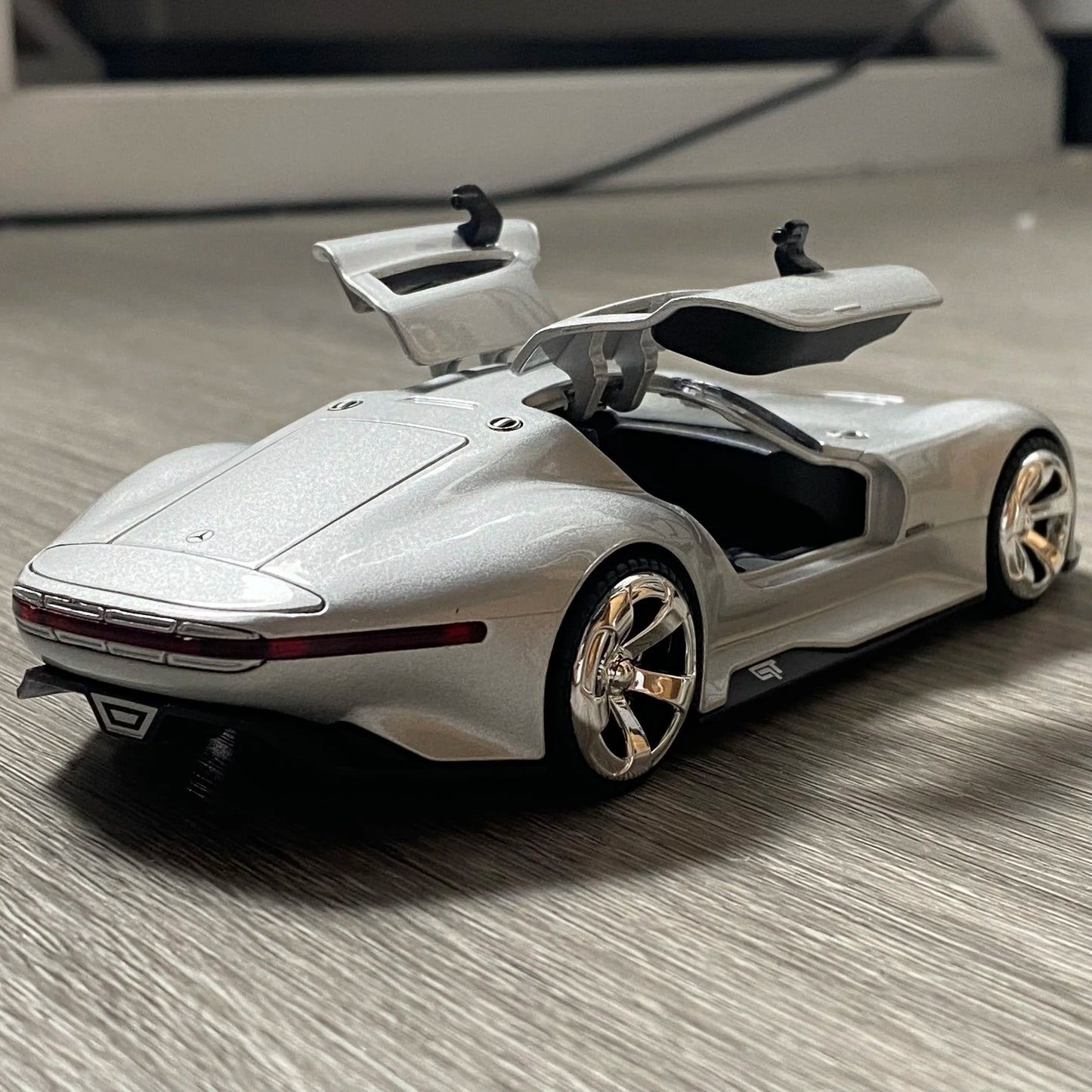 1:32 Scale Benz AMG Vision GT 