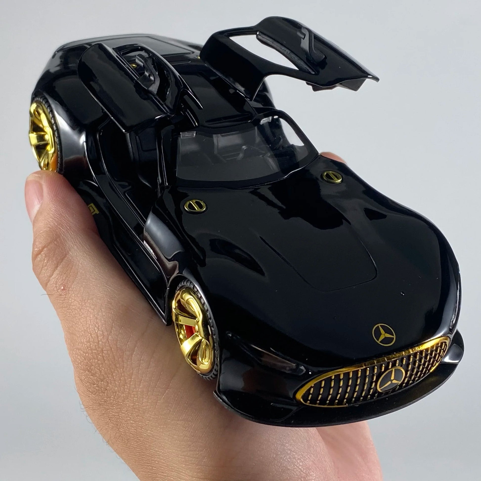 1:32 Scale Benz AMG Vision GT 